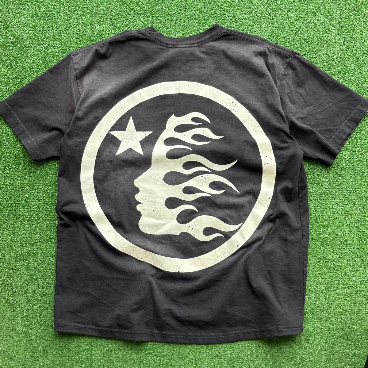 Hellstar Tee Size M – My Cuzin Vintage