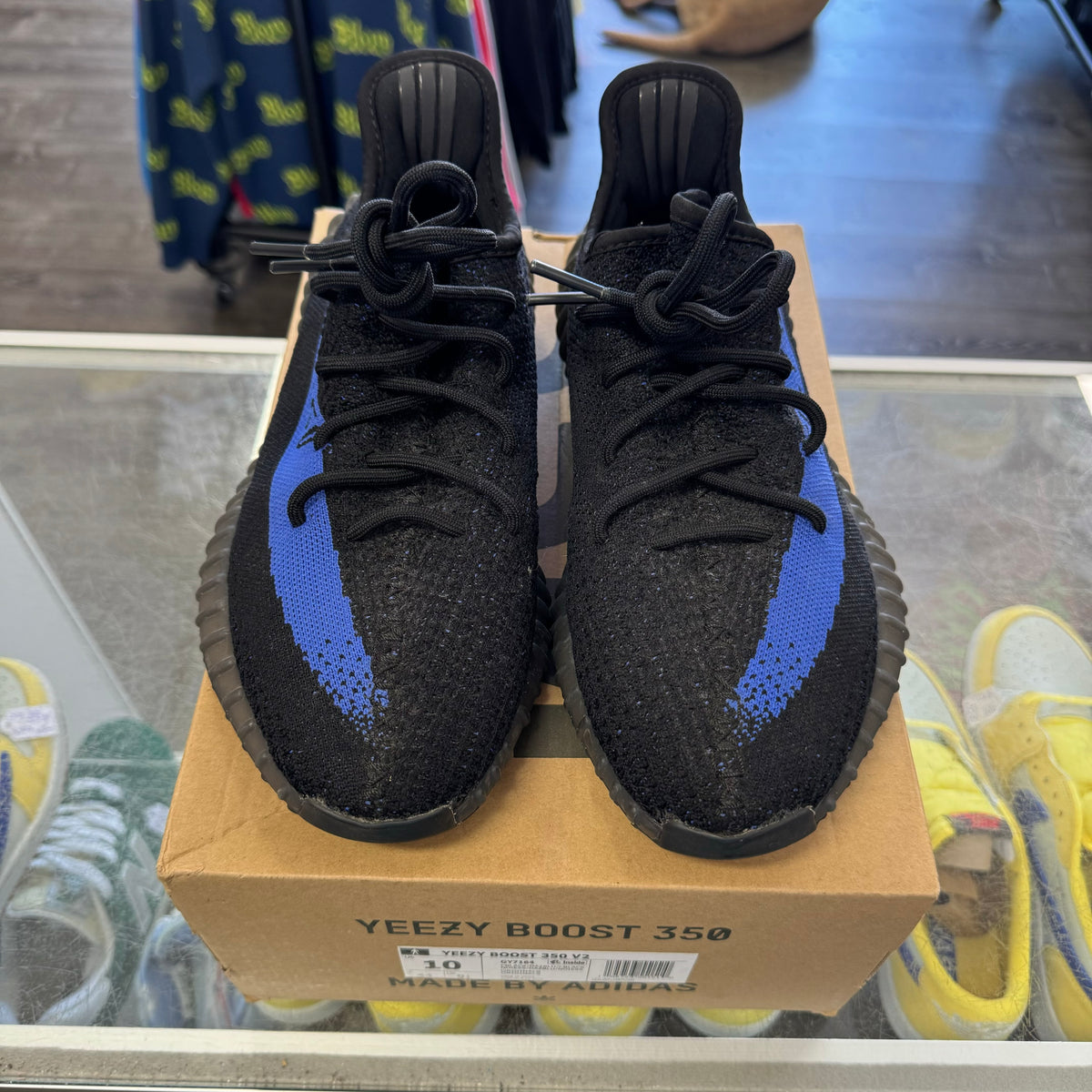 Yeezy Dazzling Blue 350 V2s Size 10 – My Cuzin Vintage