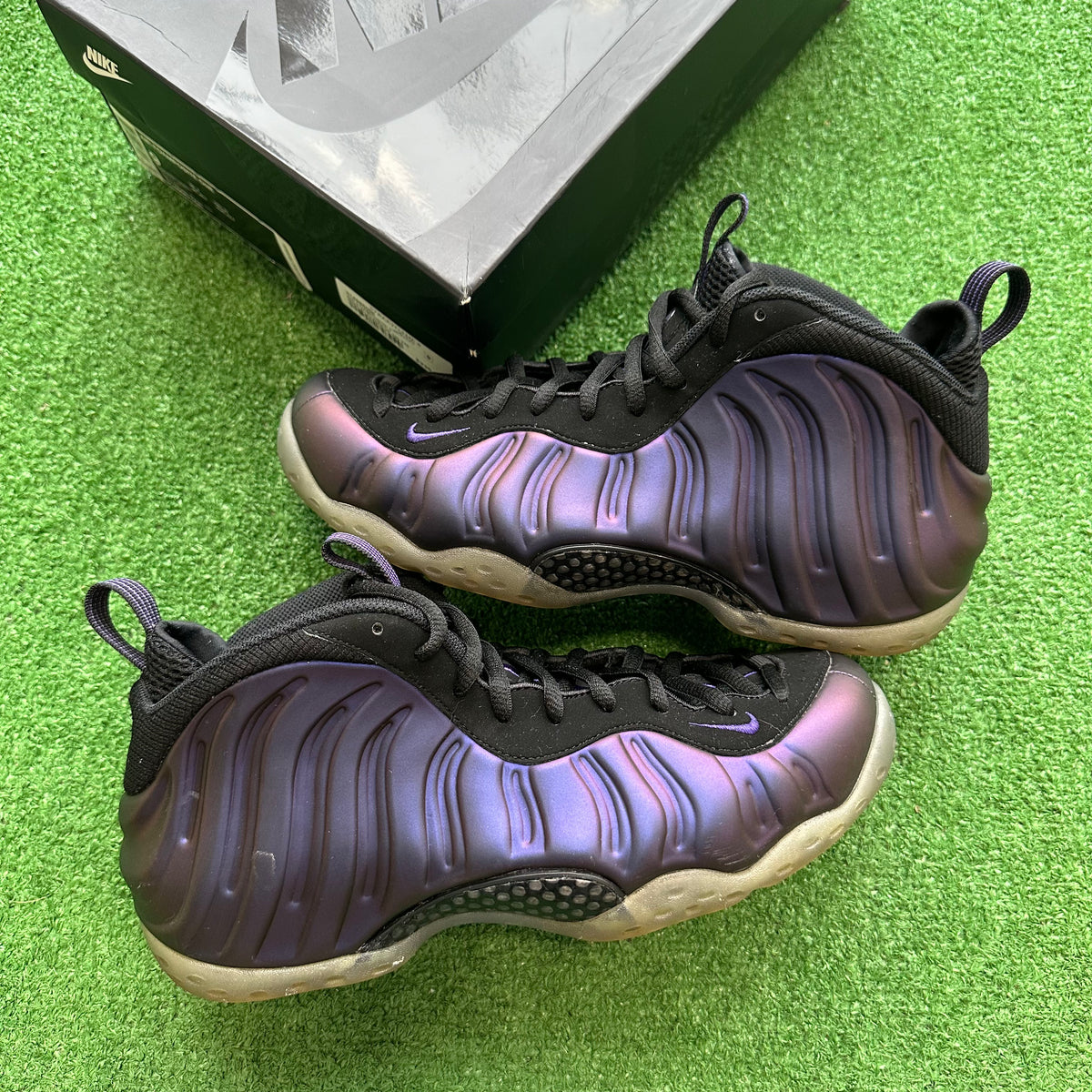 Nike EggPlant Foamposite Size 9 – My Cuzin Vintage