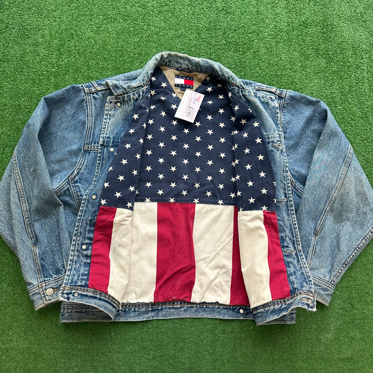 Vintage Tommy Hilfiger Denim Jacket Size M – My Cuzin Vintage