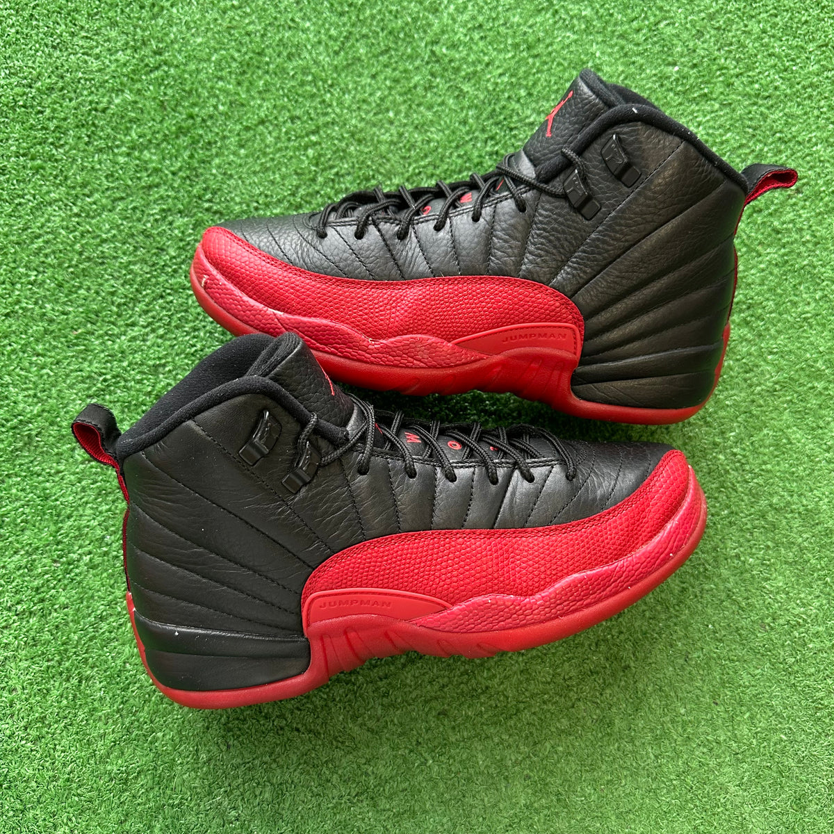 Retro 12 flu game size 11 250$ Jordan Flu Game 12s Size 7Y – My Cuzin Vintage main image 3