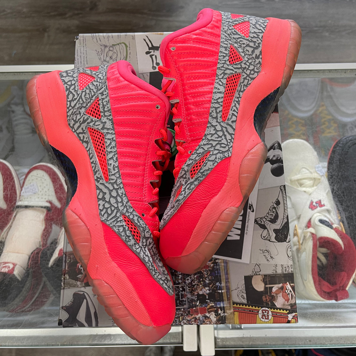 Jordan 11 retro low ie flash crimson sales