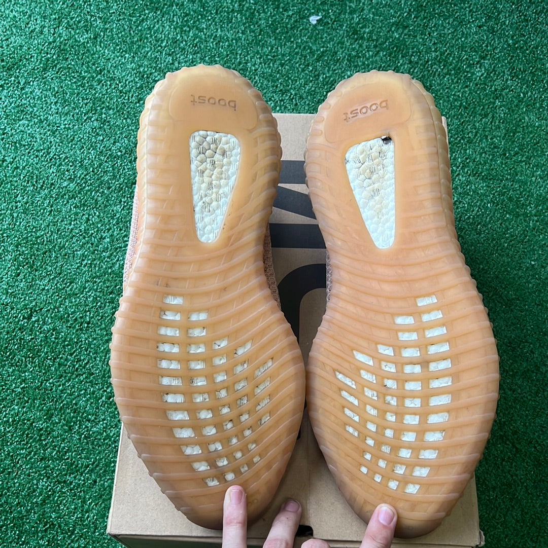 yeezy 350 v2s