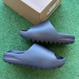 Yeezy Onyx Slide Size 8