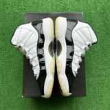 Jordan Gratitude 11s Size 5Y