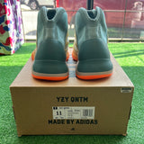 Yeezy Hi Res Coral QNTMs Size 11