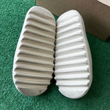 Yeezy Bone Slides Size 7