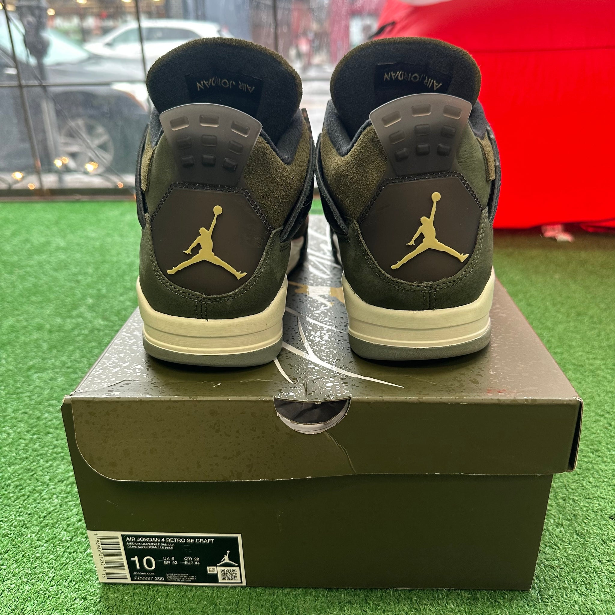 Jordan 4 olive used size 10 clean FB9927 200 Air Jordan 4 Craft Medium Olive [USED] - 10.5 M  main image 2