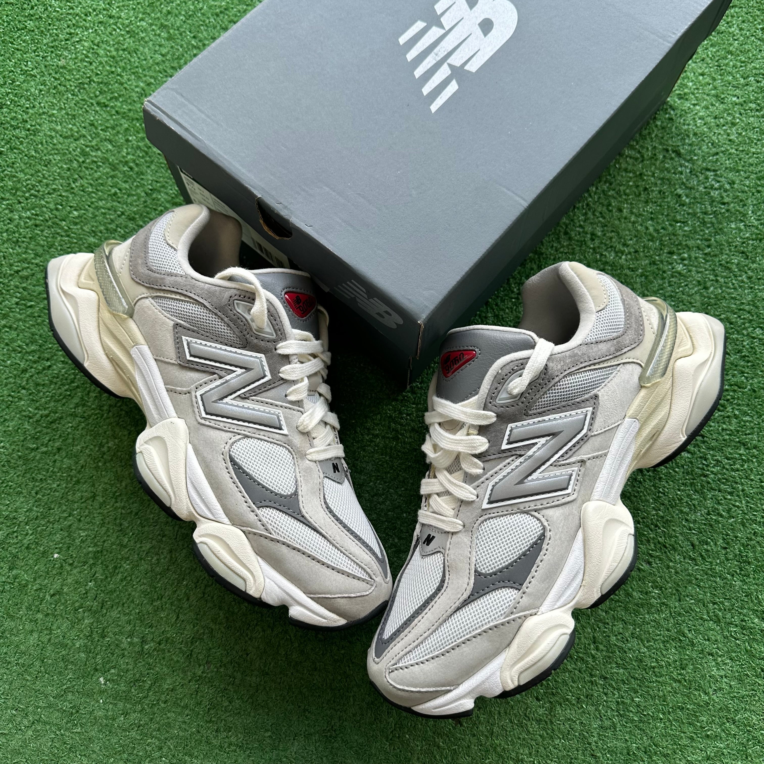 neighborhood New Balanceパロディ　ヴィンテージ New Balance – My Cuzin Vintage