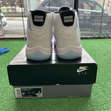 Jordan Legend Blue 11s Size 9.5
