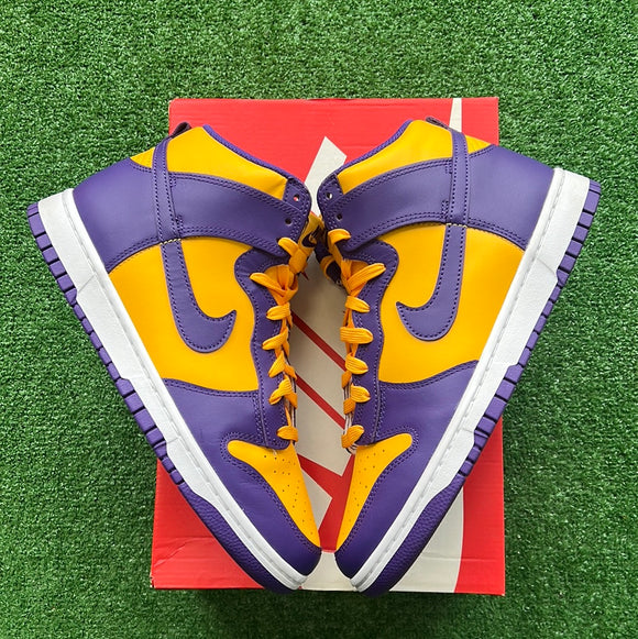 Nike Laker High Dunk Size 9.5