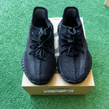 Yeezy Onyx 350 V2s Size 5.5