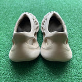 Yeezy Ochre Foam Runners Size 9