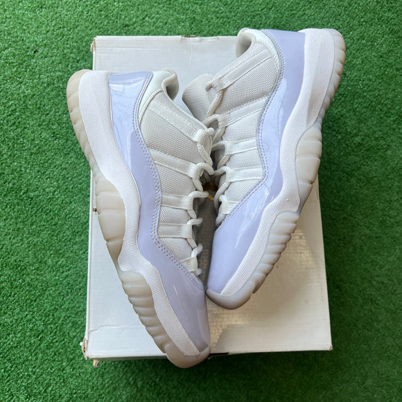 Jordan Pure Violet Low 11s Size 10W/8.5M
