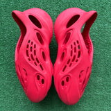 Yeezy Vermillion Foam RNNR Size 10