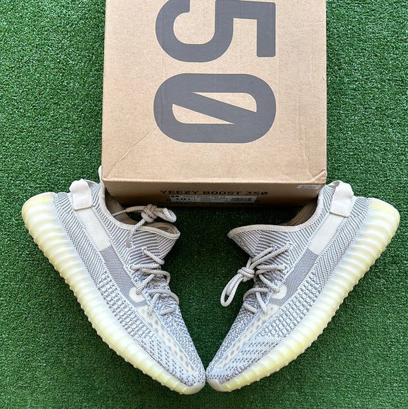 Yeezy Static Non Refelective 350 V2s Size 10.5