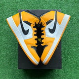 Jordan Taxi Mid 1s Size 6.5Y