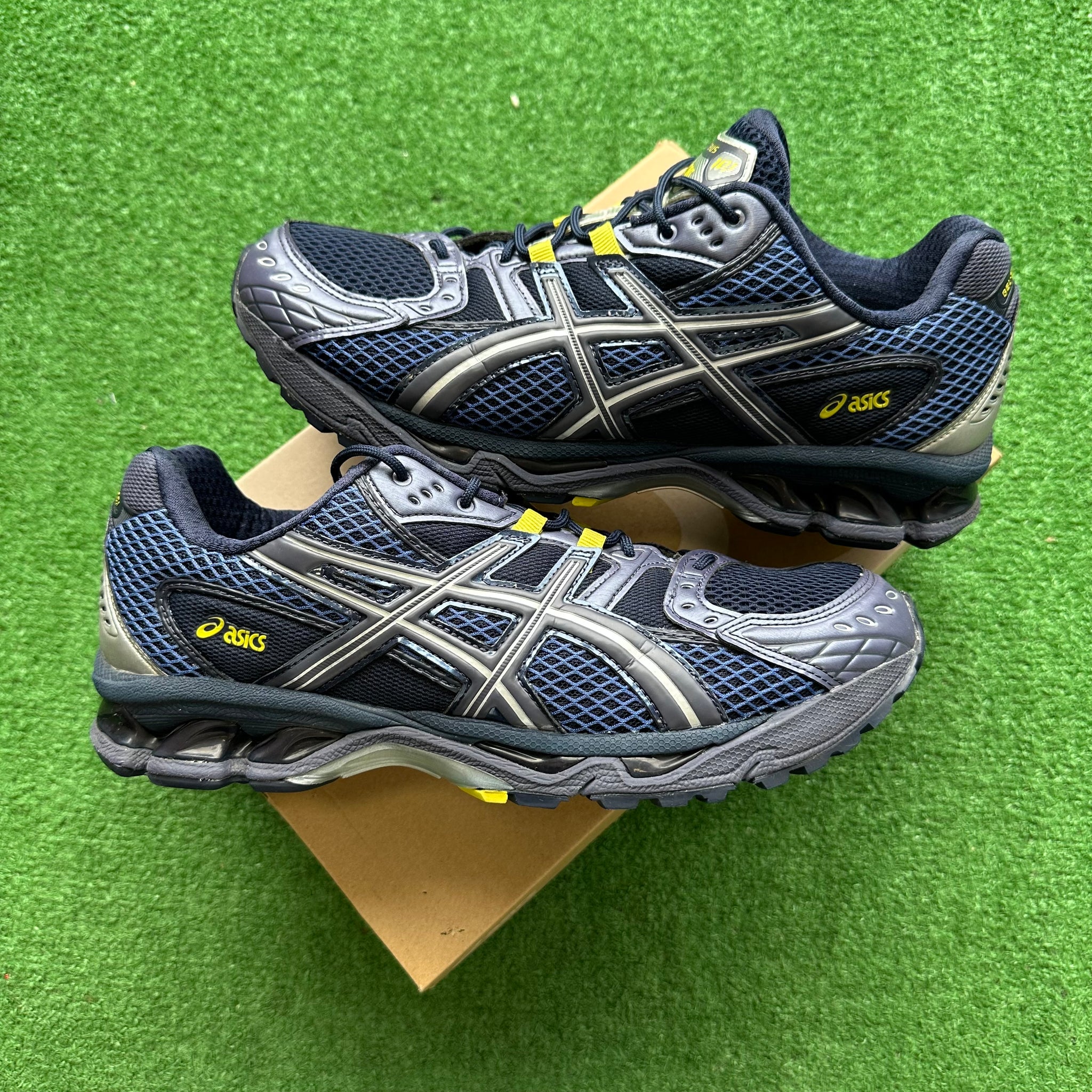 Asics – My Cuzin Vintage