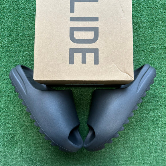Yeezy Onyx Slides Size 10