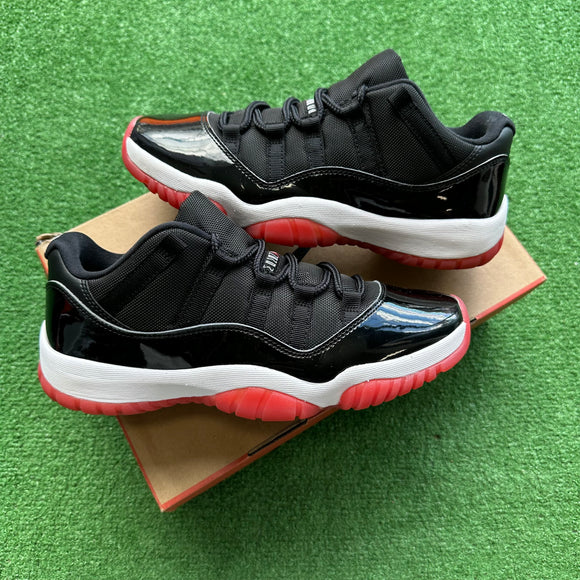 Jordan Bred Low 11s Size 9