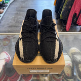 Yeezy Oreo 350 V2s Size 13