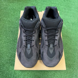Yeezy Vanta 700 V2s Size 13