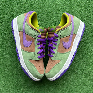 Nike Veneer Low Dunks Size 10.5