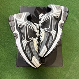 Nike Black Grey Vamero 5s Size 9