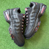 Nike Black University Red Air Max 95s Size 11