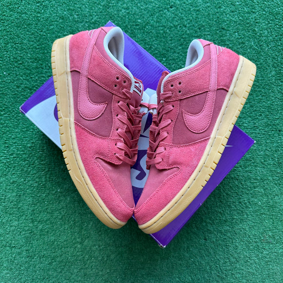 Nike Adobe SB Low Dunk Size 11.5