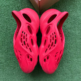 Yeezy Vermillion Foam RNNR Size 11
