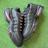 Nike Black University Red Air Max 95s Size 11