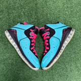 Nike South Beach Lebron 8s Size 9.5