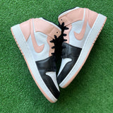Jordan Arctic Orange Black Toe 1s Size 7Y