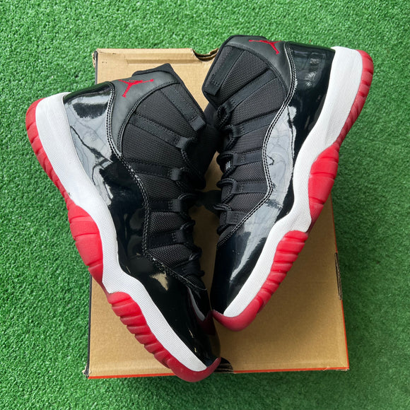 Jordan Bred 11s Size 12