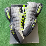 Nike OG Neon Air Max 95s Size 9