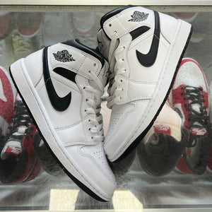Jordan White Black Mid 1s Size 8