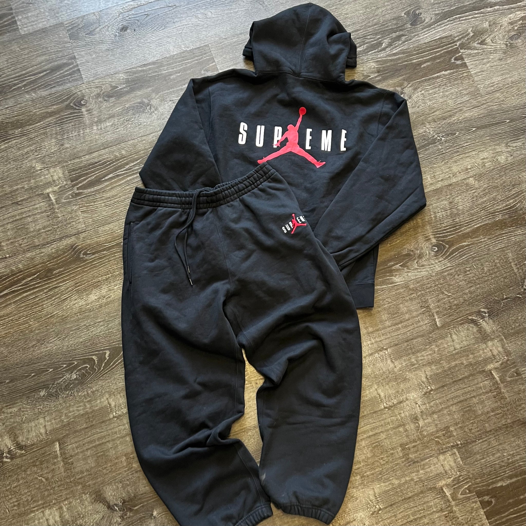 Supreme x Jordan Sweat Suit Size M – My Cuzin Vintage