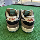Nike Big Money Savings SB Low Dunk Size 9.5
