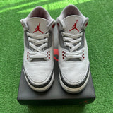 Jordan Fire Red 3s Size 4Y