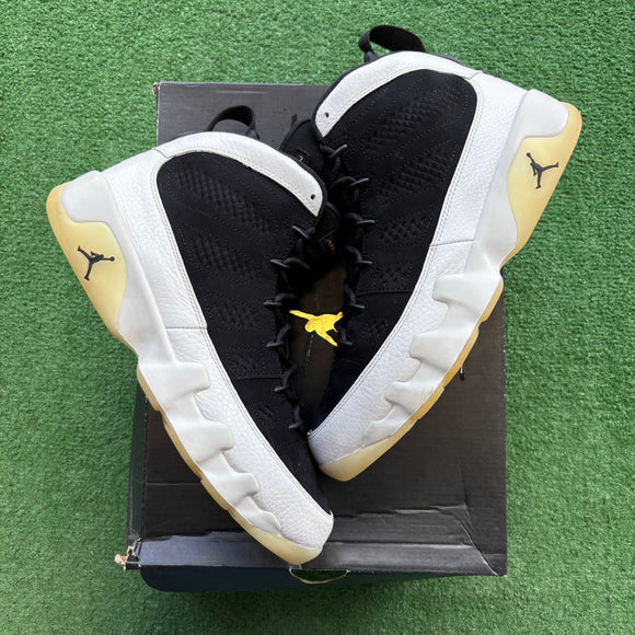 Jordan City of Flight 9s Size 10.5