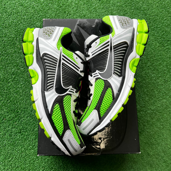 Nike Electric Green Black Vomero 5s Size 11