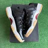 Jordan 72-10 Low 11s Size 7Y