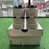 Jordan Barley Rose Mid 1s Size 7.5W/6M
