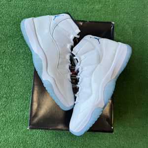 Jordan Legend Blue 11s Size 9.5