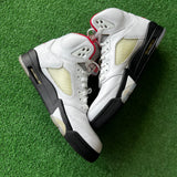 Jordan (2020) Fire Red 5s Size 8