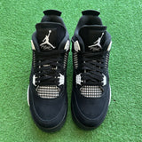 Jordan White Thunder 4s Size 9