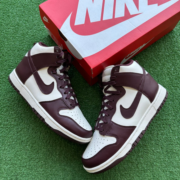Jordan Burgundy Crush High Dunk Size 8.5W/7M