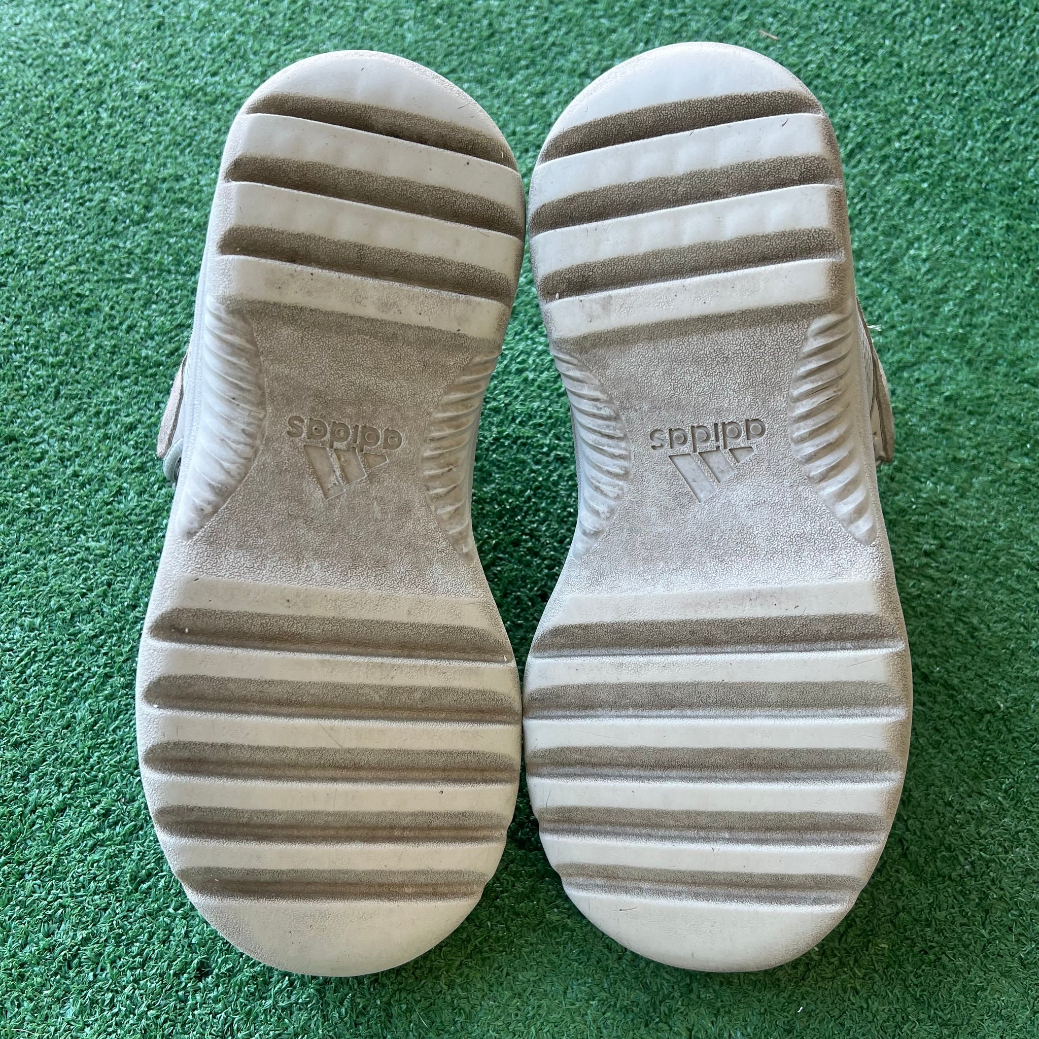 Yeezy Salt Desert Boot Size 9.5 (No Insoles) – My Cuzin Vintage