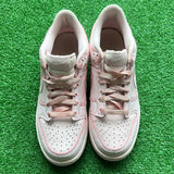 Nike Pink Prism Low Dunk Size 6.5Y